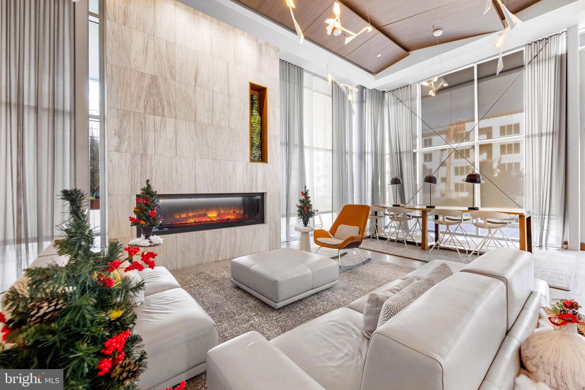 NATIONAL HARBOR - Residential