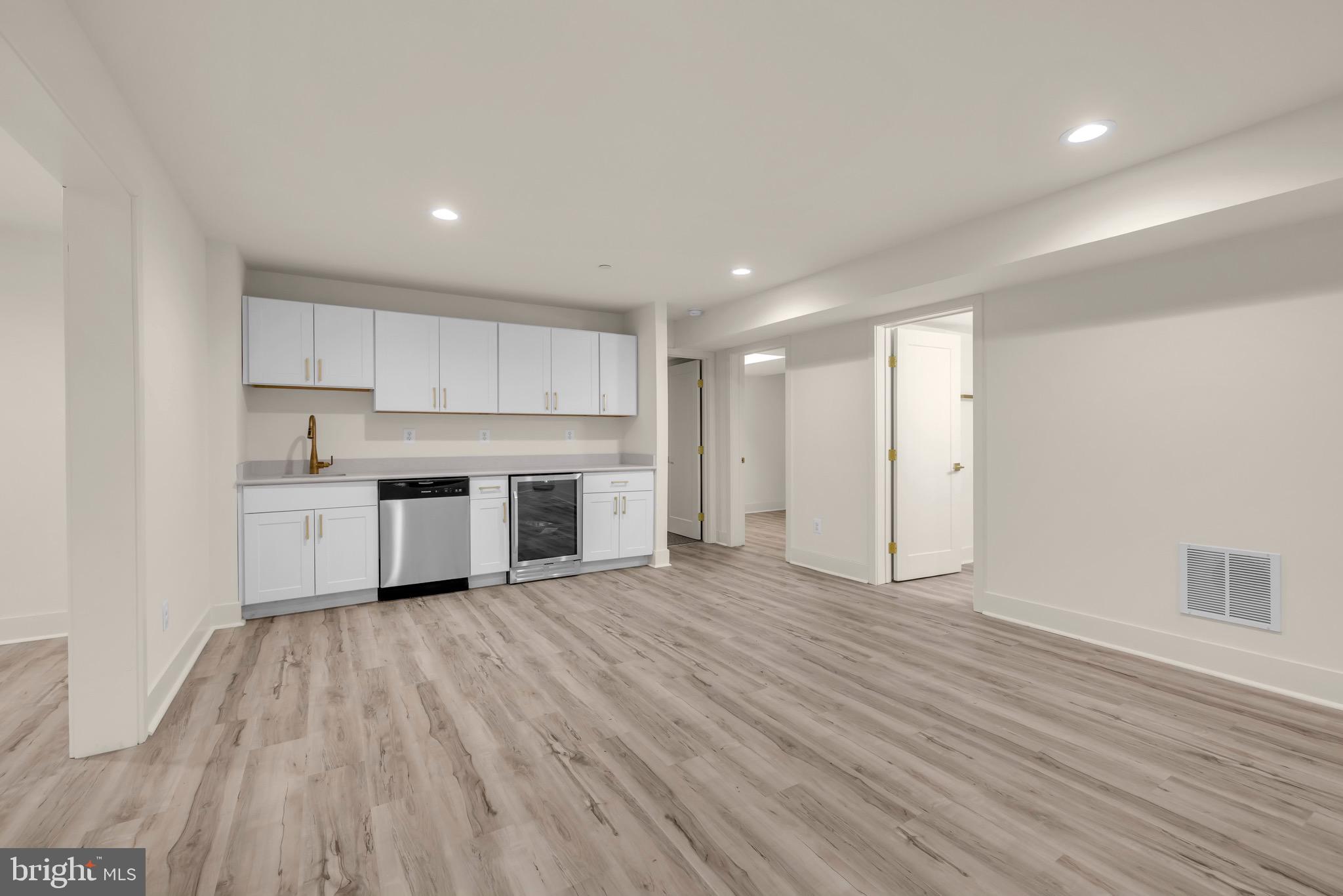 FOREST GREENS - Residential