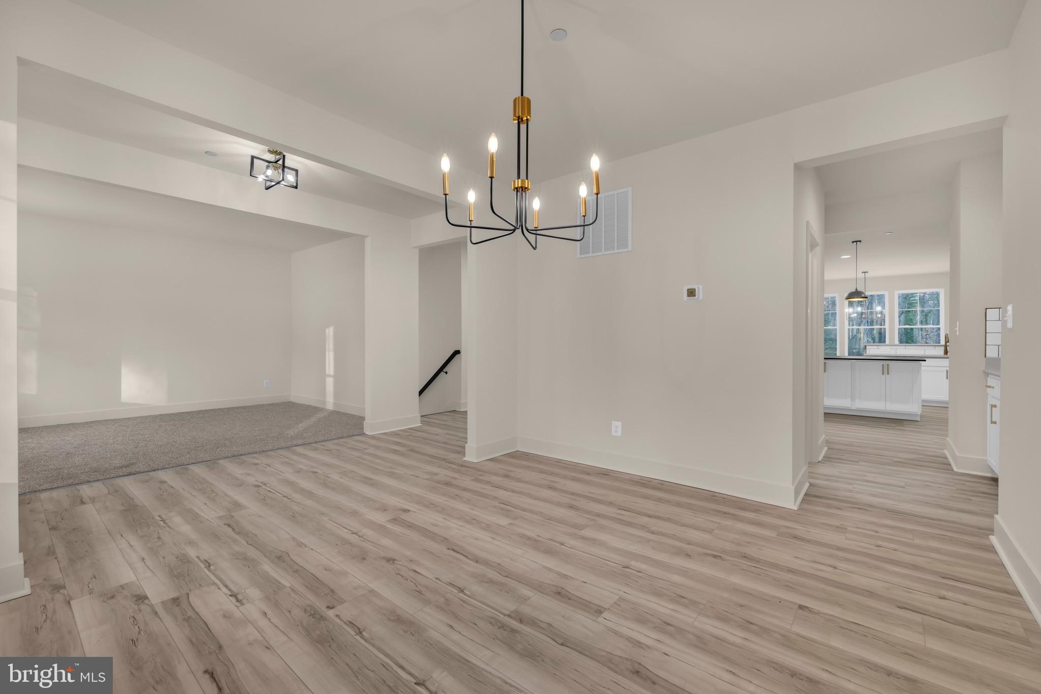 FOREST GREENS - Residential