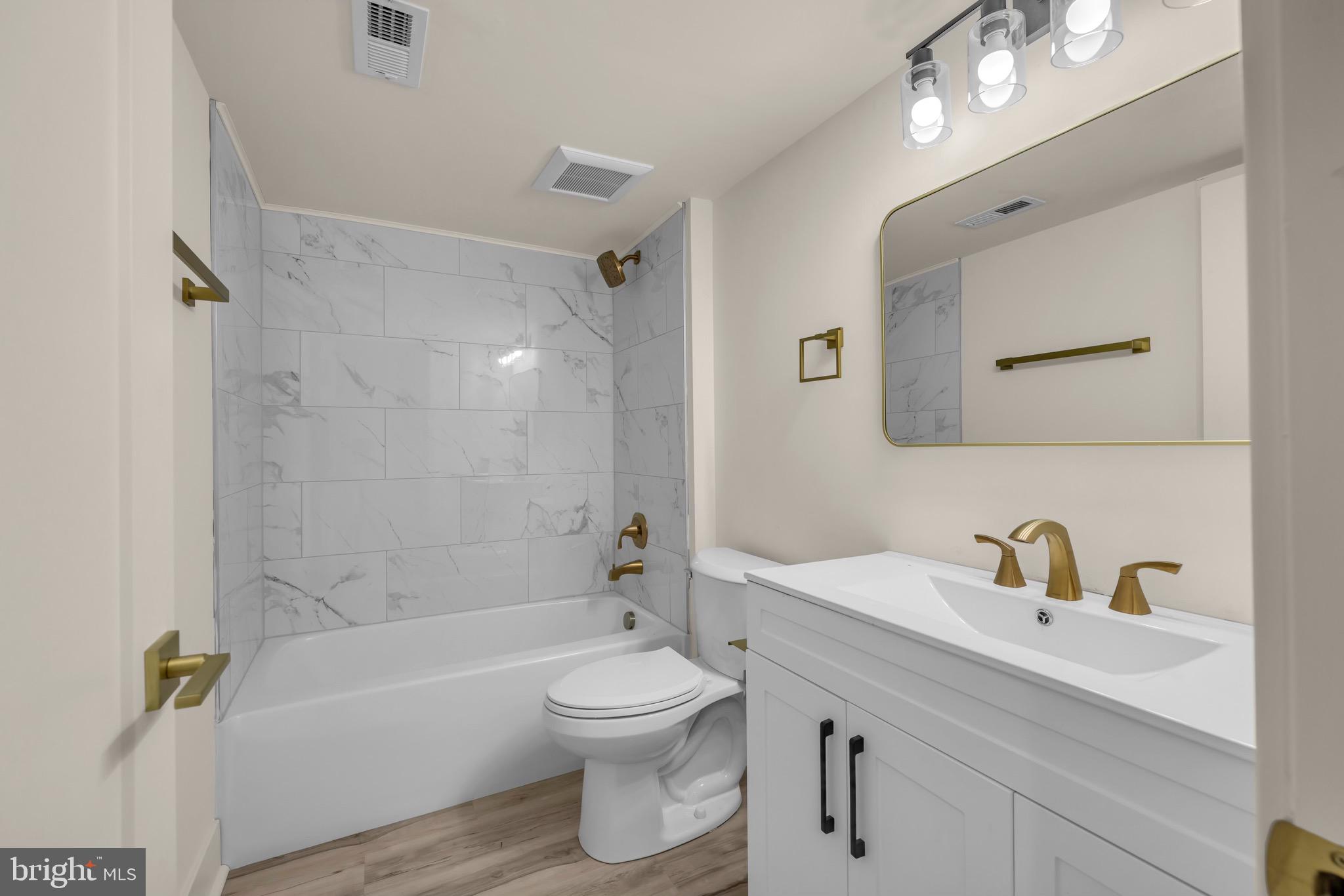 FOREST GREENS - Residential