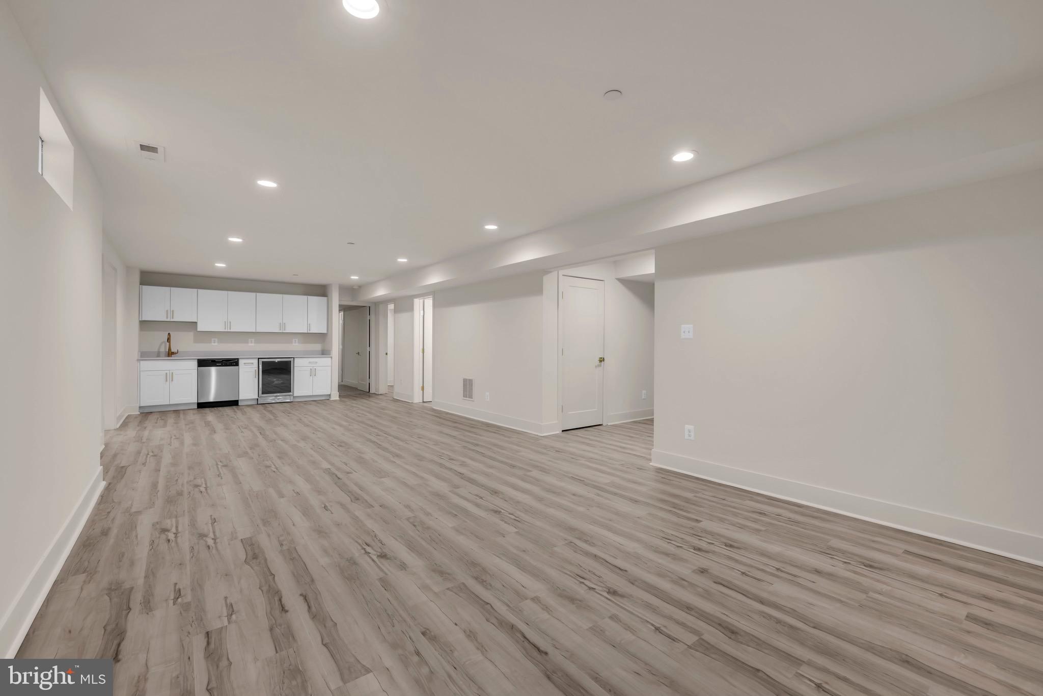 FOREST GREENS - Residential