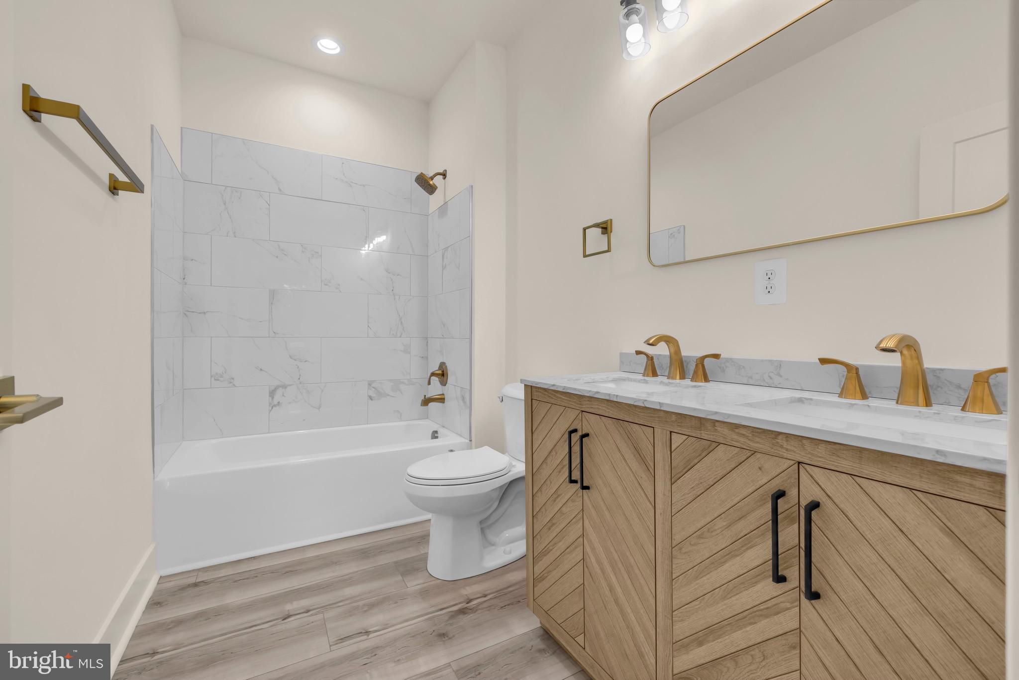 FOREST GREENS - Residential