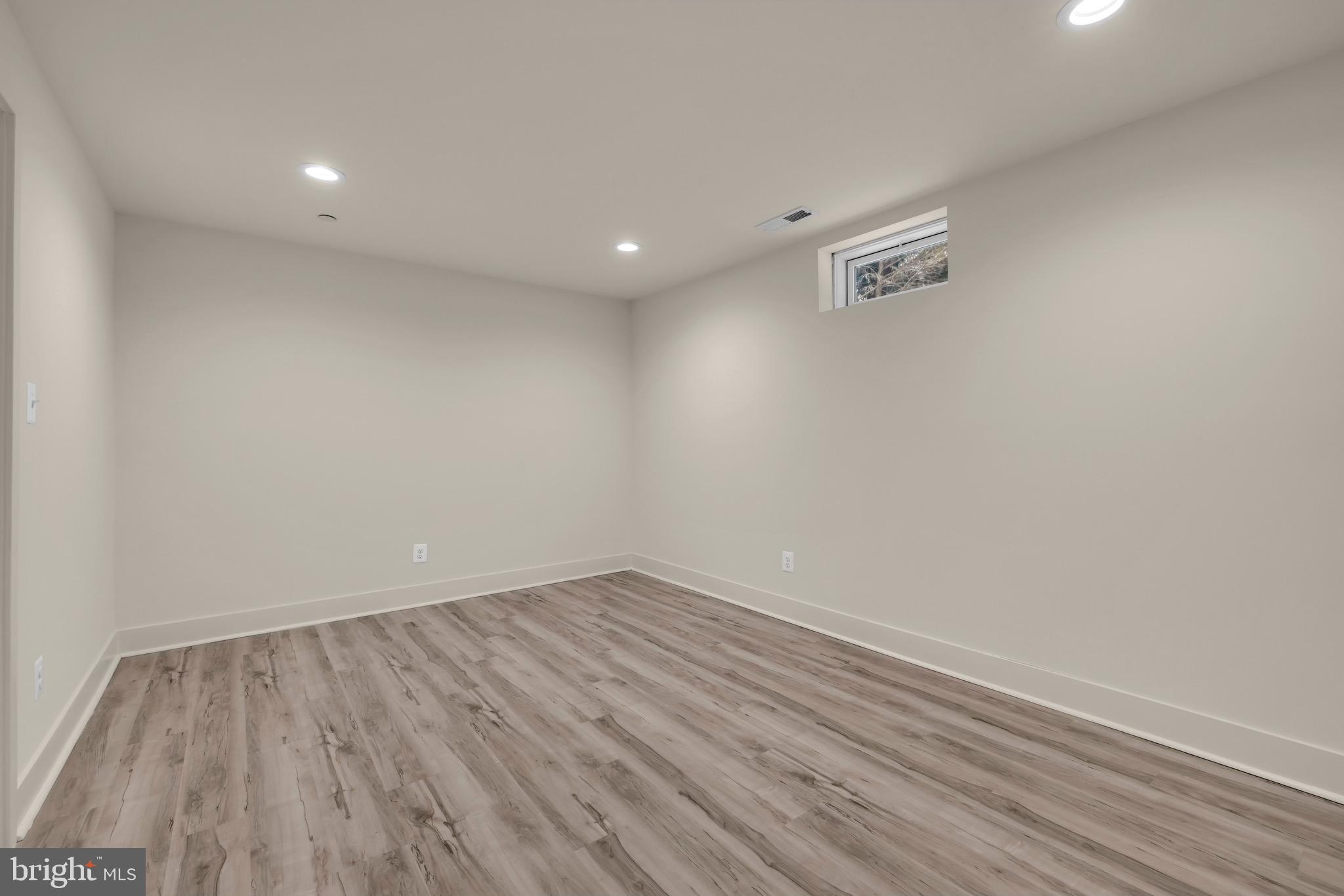 FOREST GREENS - Residential