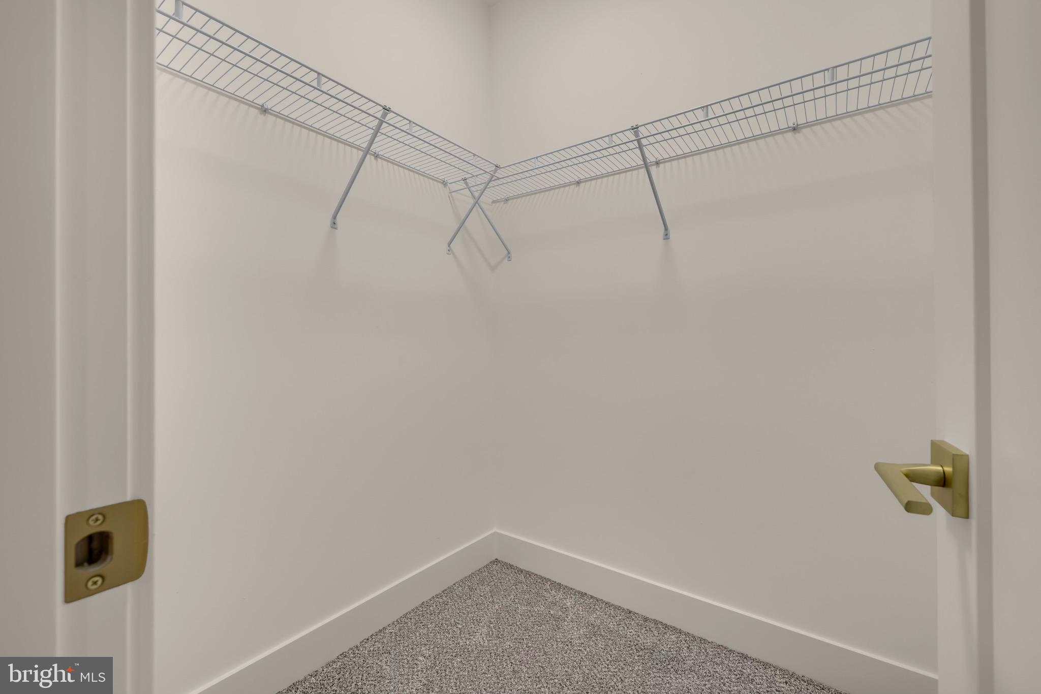 FOREST GREENS - Residential