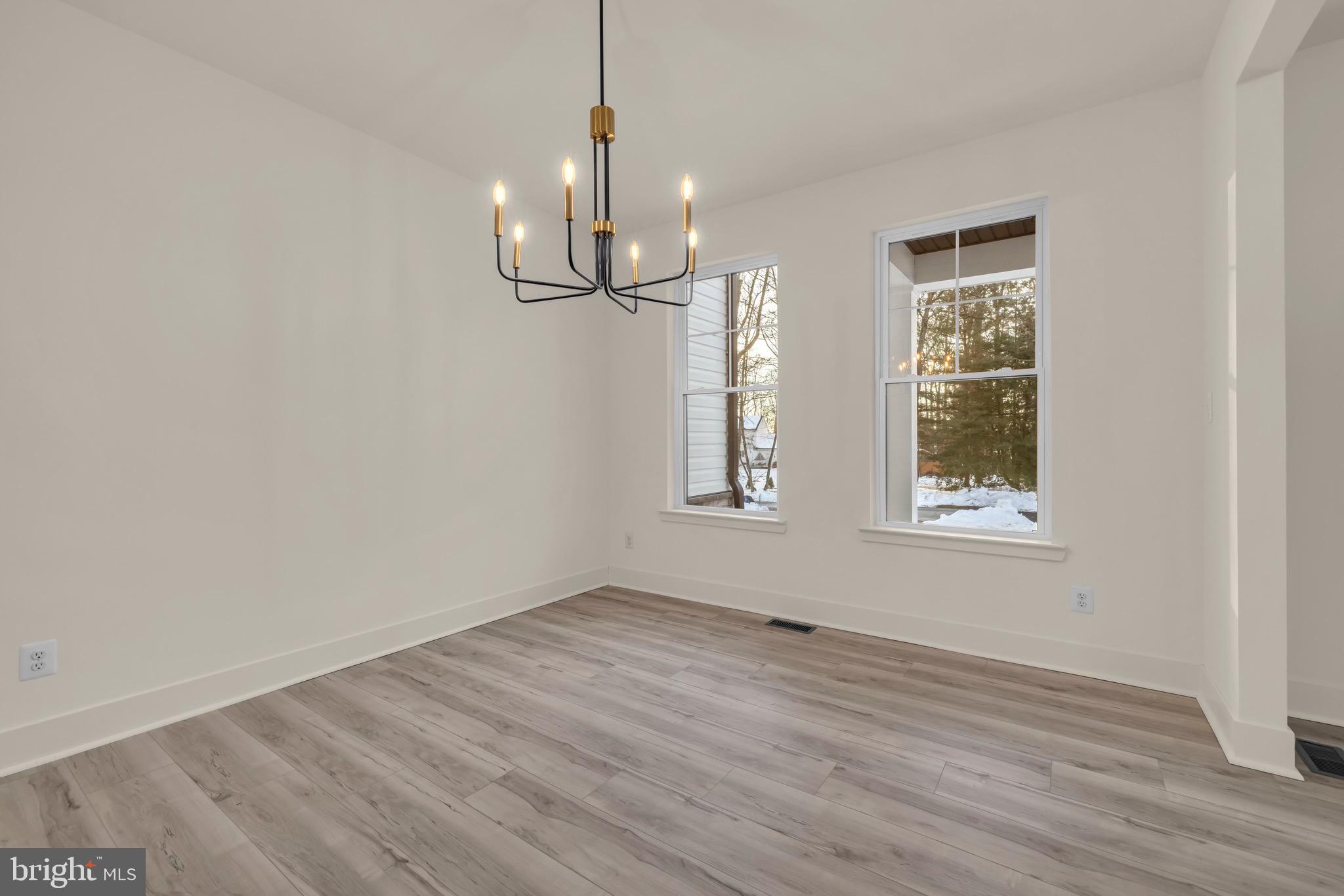 FOREST GREENS - Residential