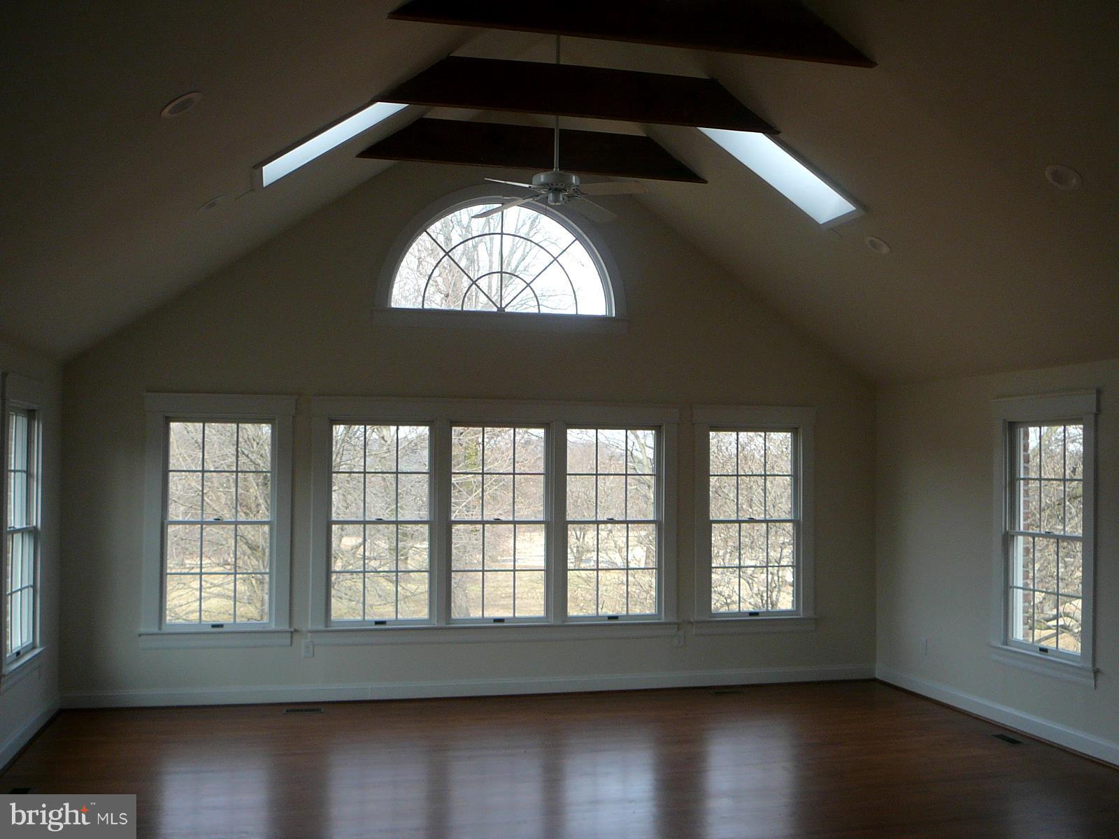 KINGSVILLE - Residential