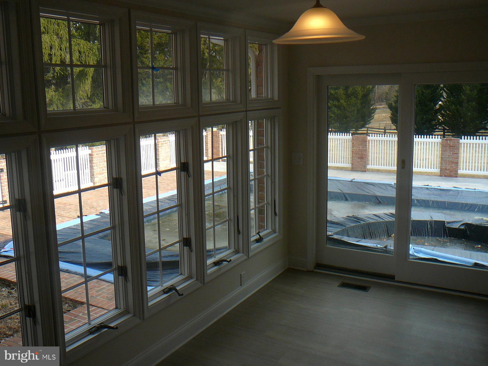 KINGSVILLE - Residential