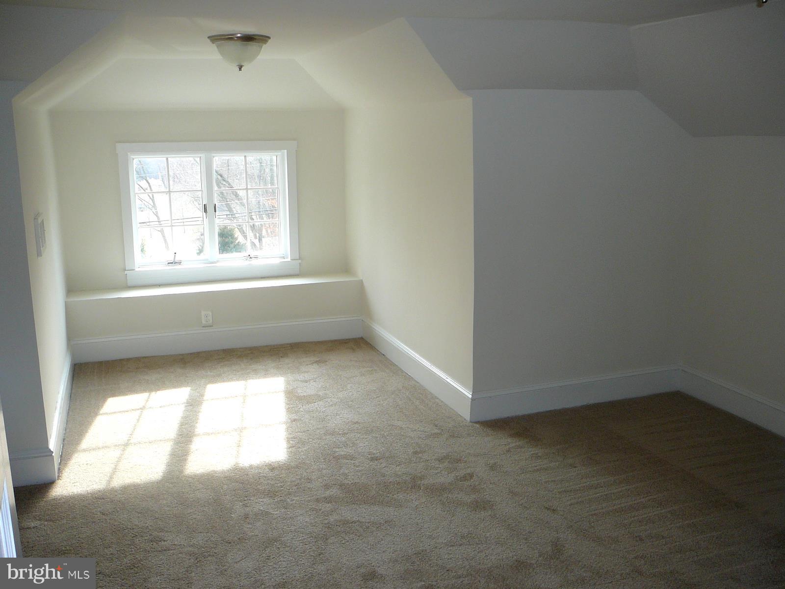 KINGSVILLE - Residential