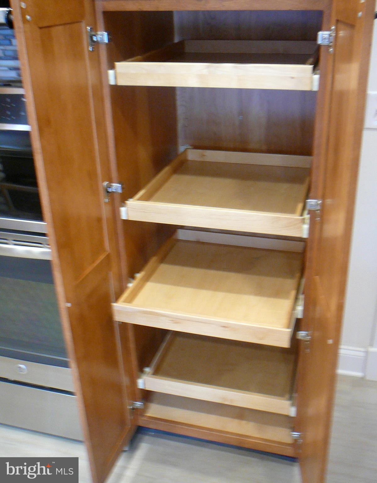 KINGSVILLE - Residential