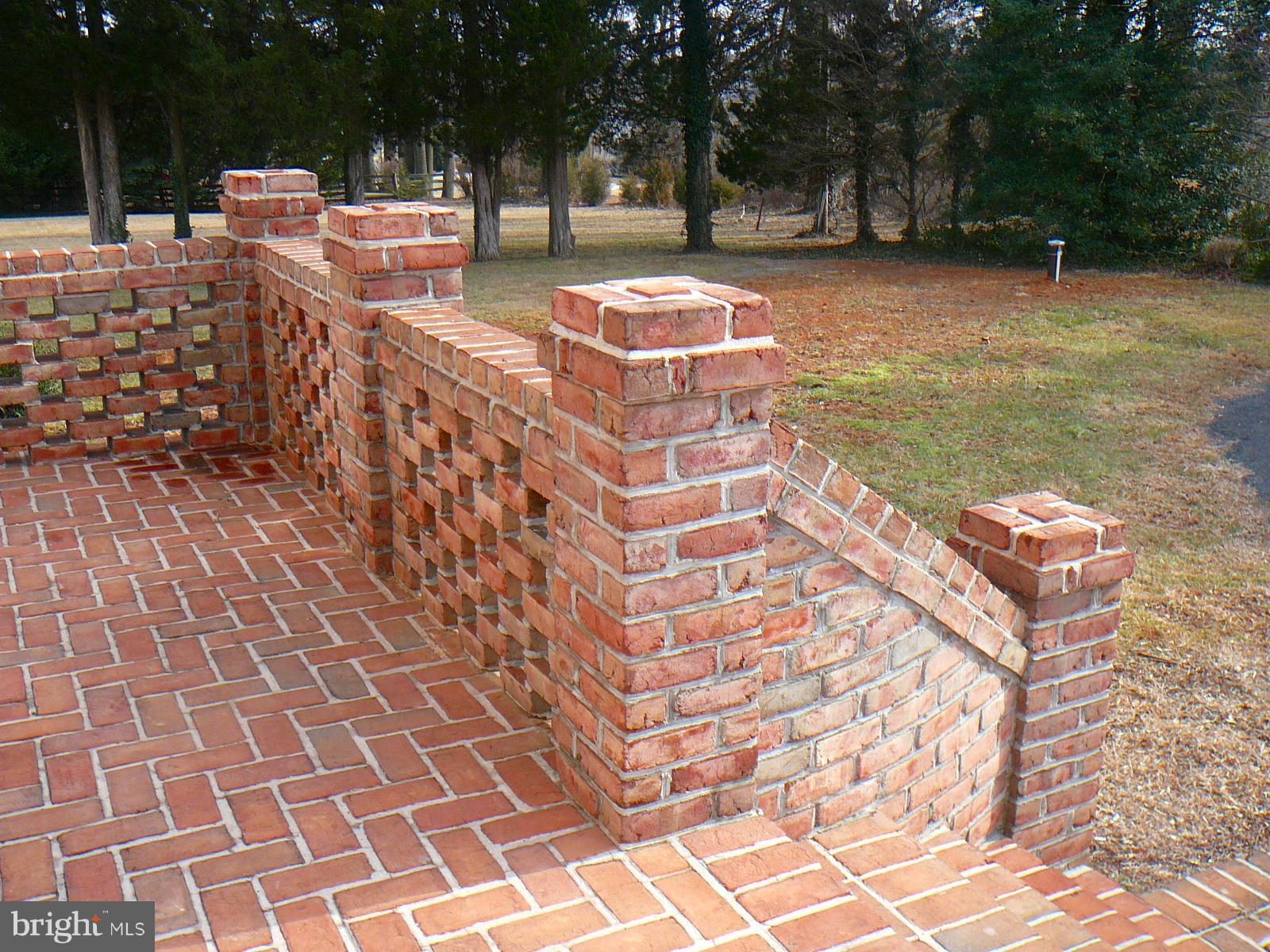 KINGSVILLE - Residential