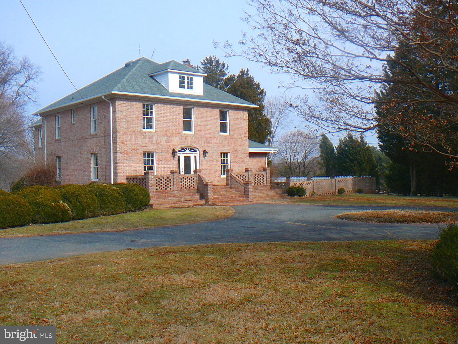 KINGSVILLE - Residential