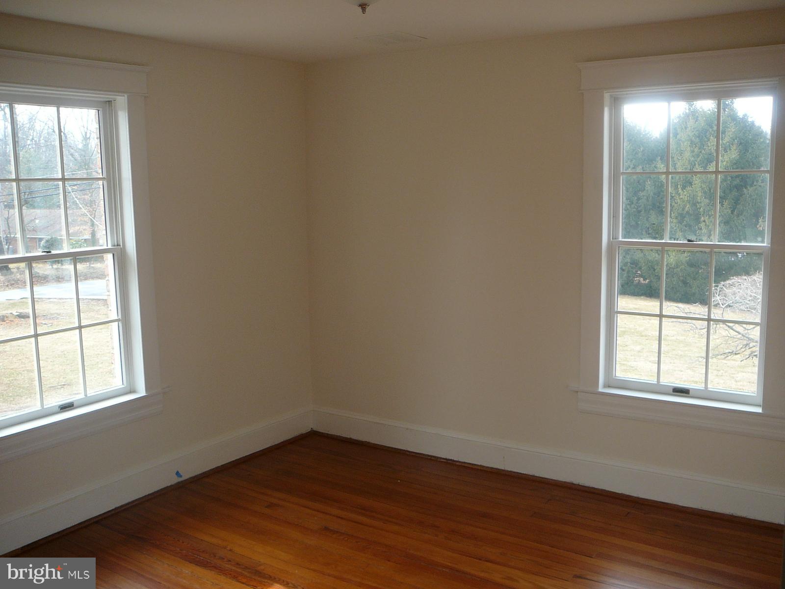 KINGSVILLE - Residential