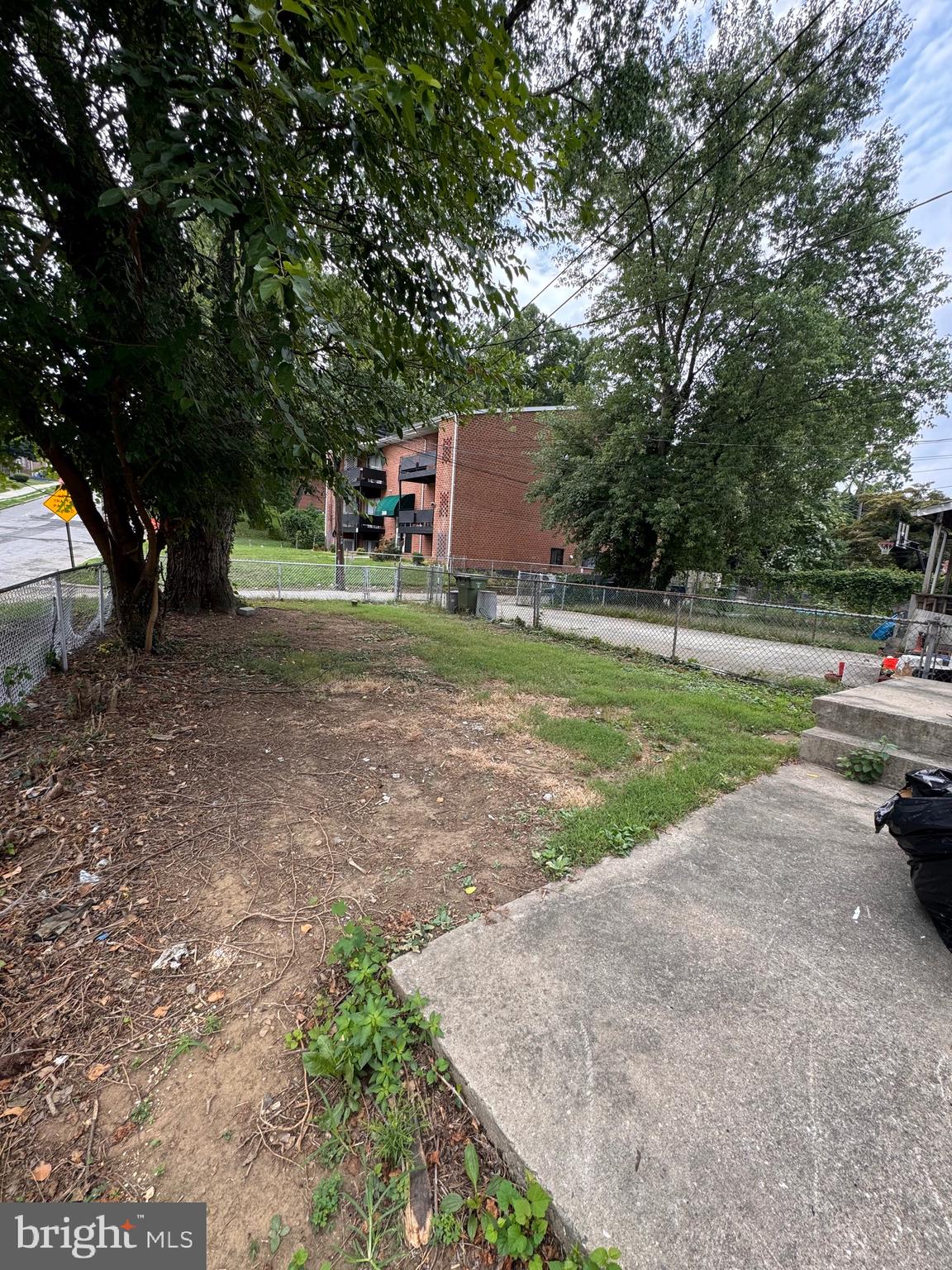 YALE HEIGHTS - Residential Lease