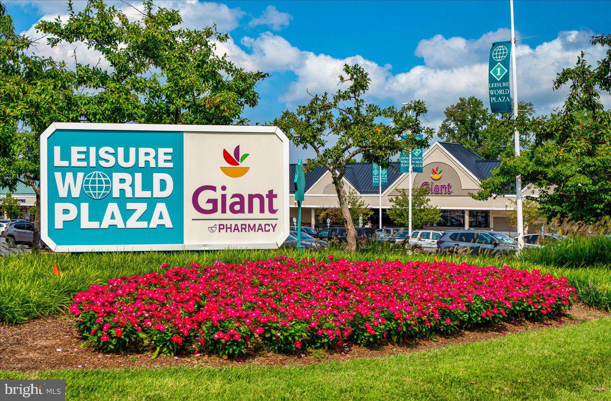 LEISURE WORLD - Residential