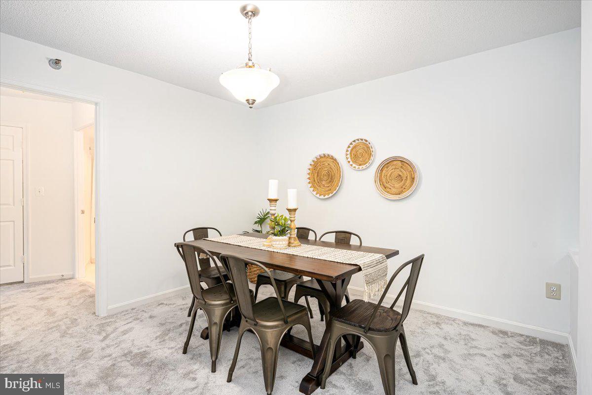 LEISURE WORLD - Residential