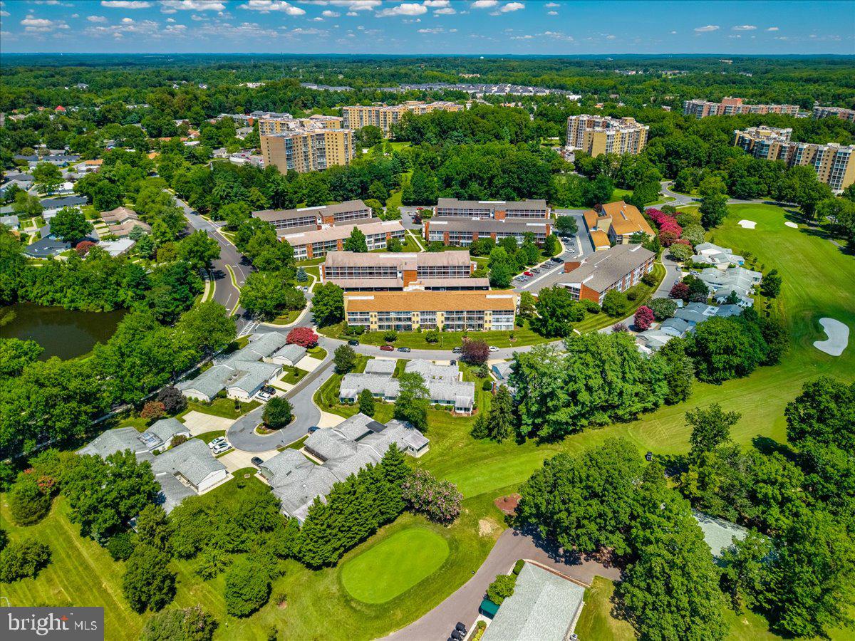 LEISURE WORLD - Residential