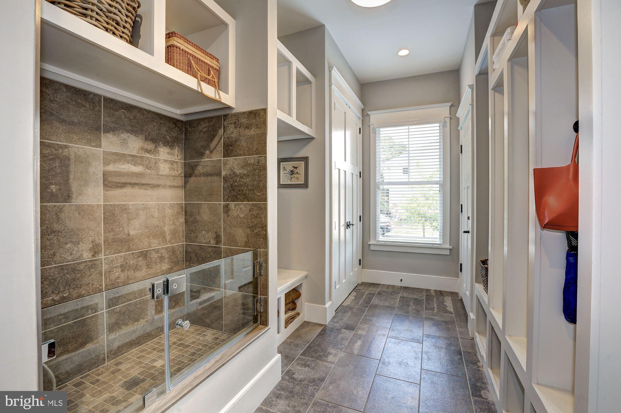 WESTBRIAR COUNTRY CLUB ESTATES - Residential