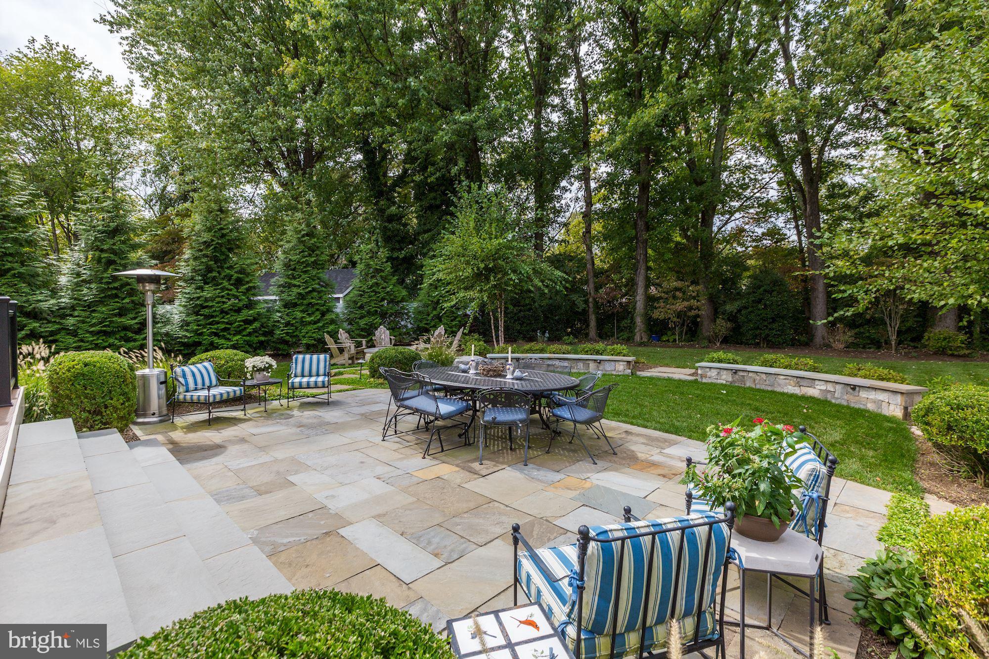 WESTBRIAR COUNTRY CLUB ESTATES - Residential