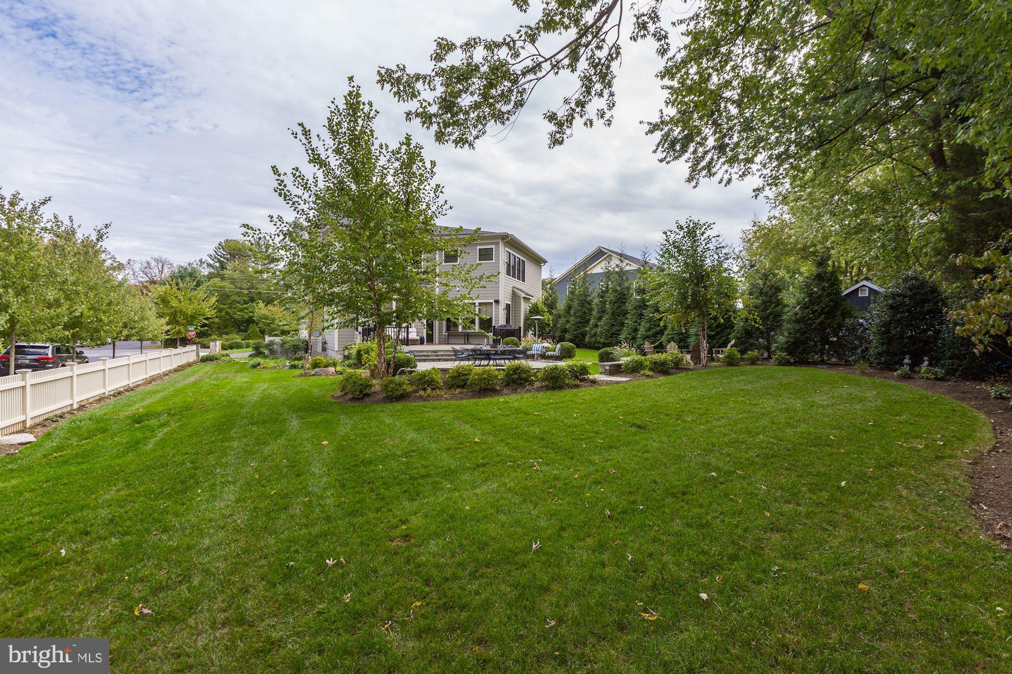 WESTBRIAR COUNTRY CLUB ESTATES - Residential