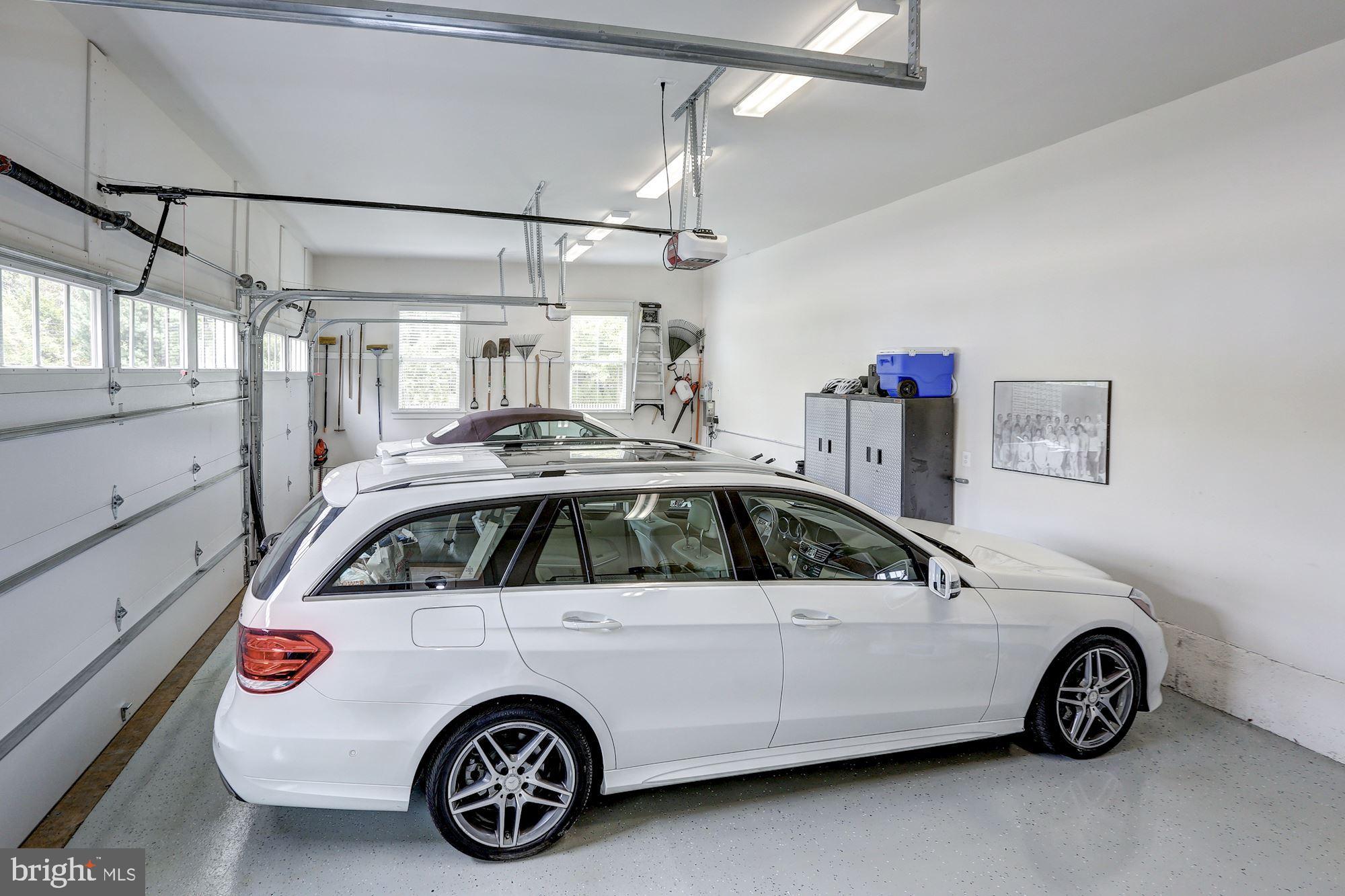 WESTBRIAR COUNTRY CLUB ESTATES - Residential