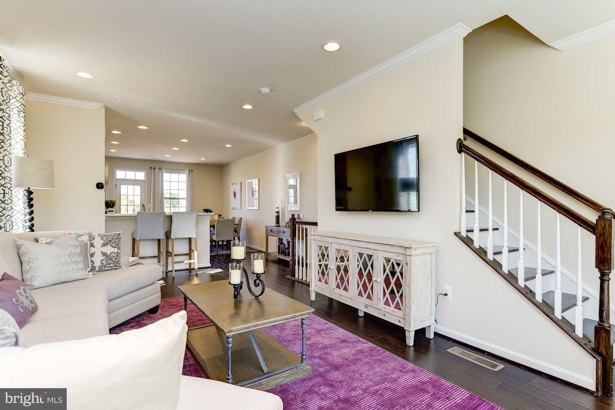 LARGO TOWN CENTER - Residential