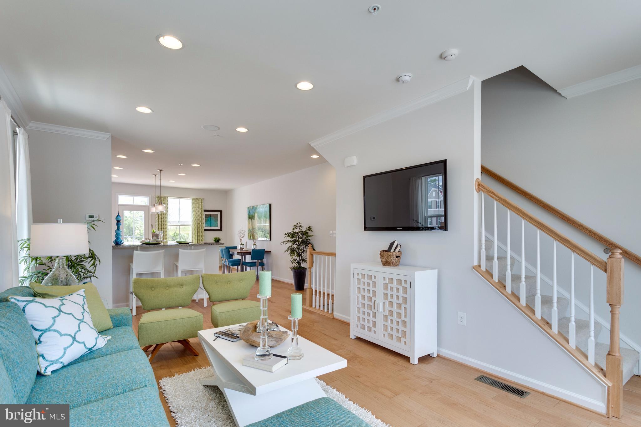 LARGO TOWN CENTER - Residential