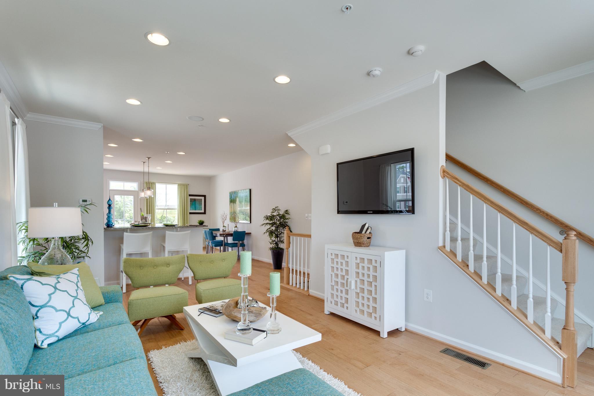 LARGO TOWN CENTER - Residential