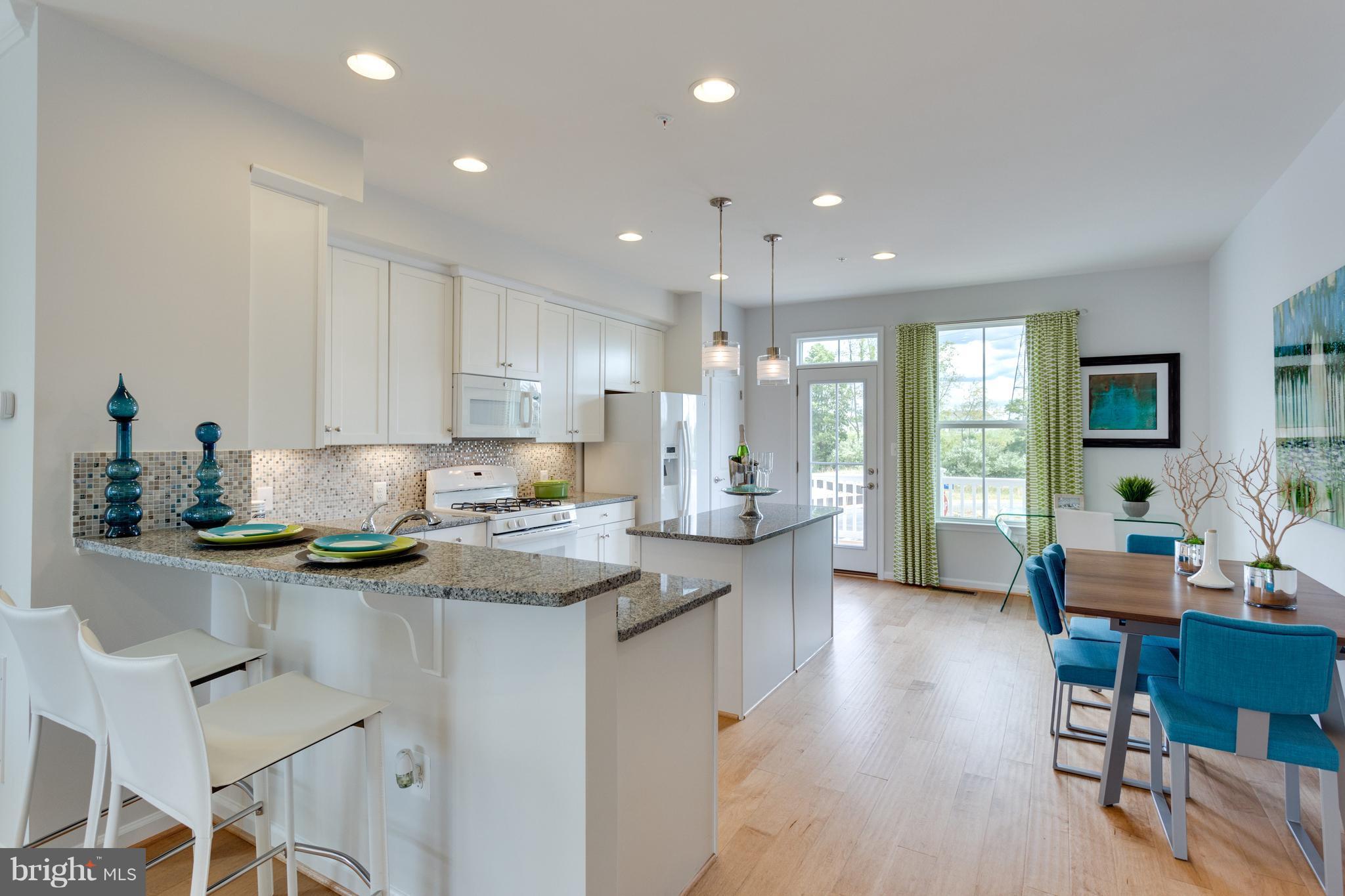 LARGO TOWN CENTER - Residential