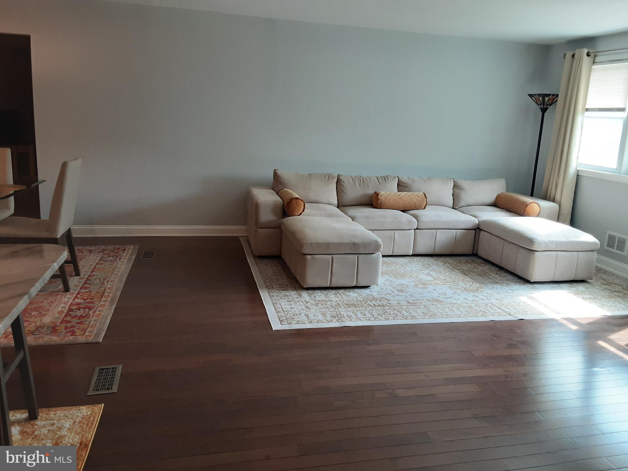 WOODBERRY FOREST - Residential