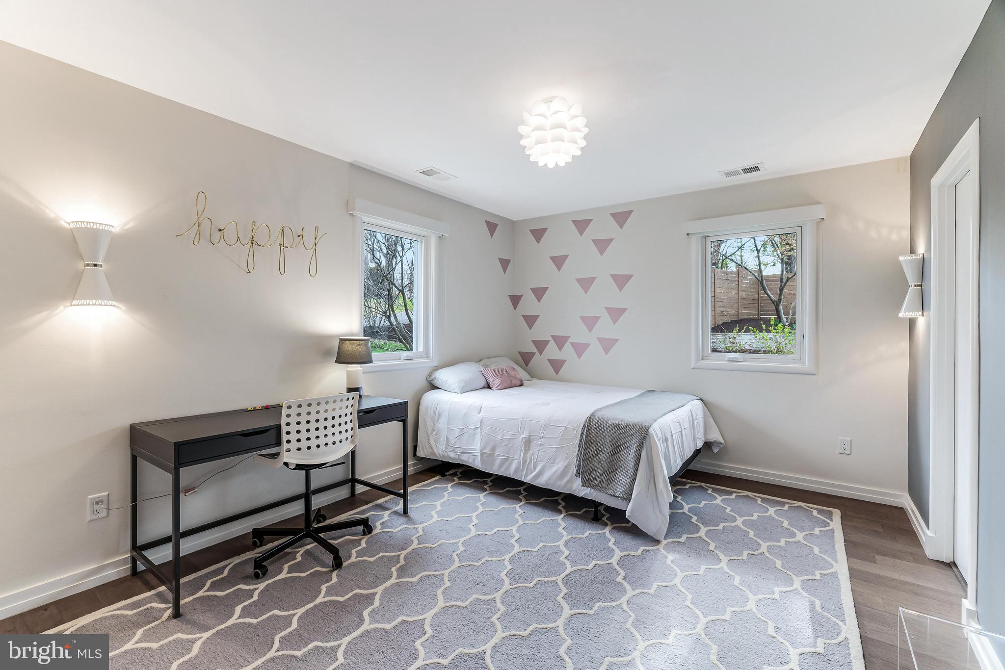 DOVER BALMORAL RIVERWOOD - Residential