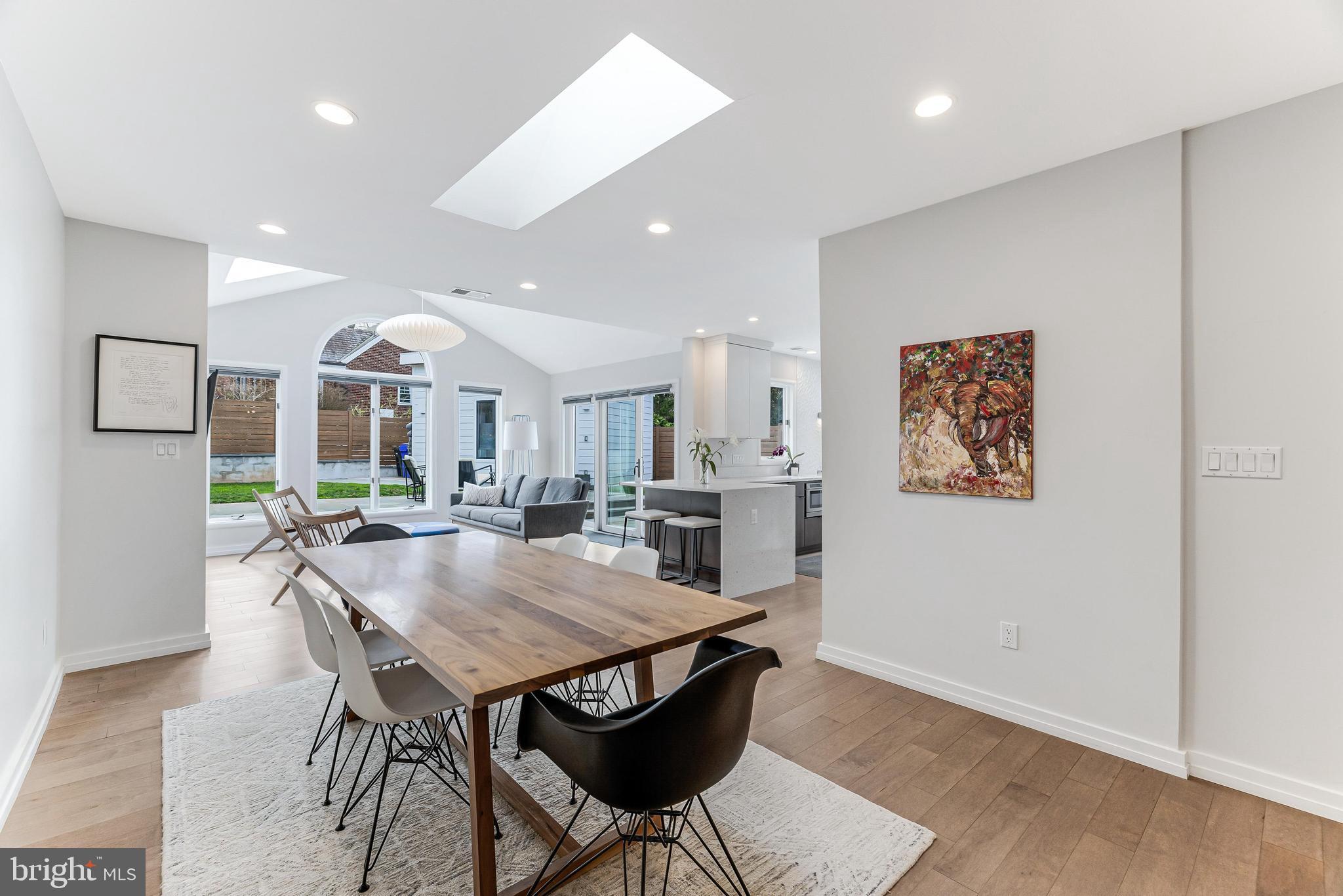 DOVER BALMORAL RIVERWOOD - Residential