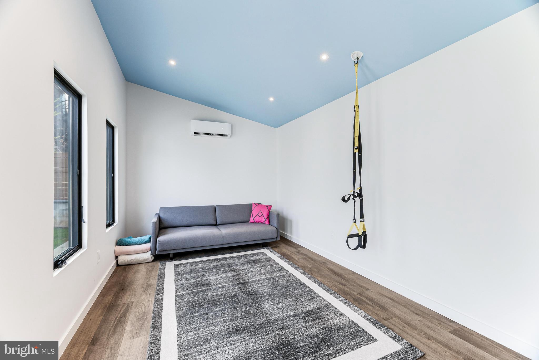 DOVER BALMORAL RIVERWOOD - Residential