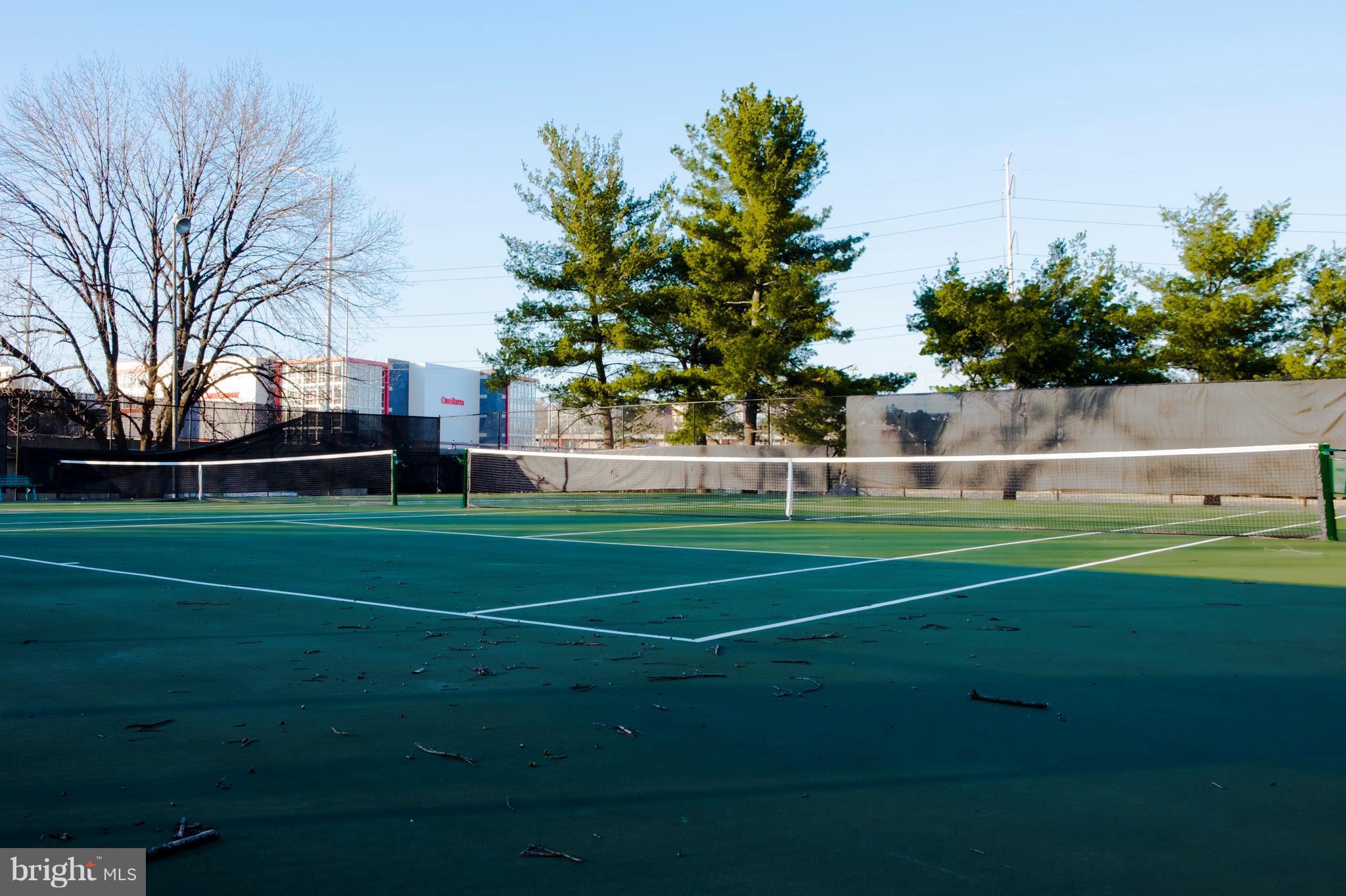 PARC EAST - Residential Lease