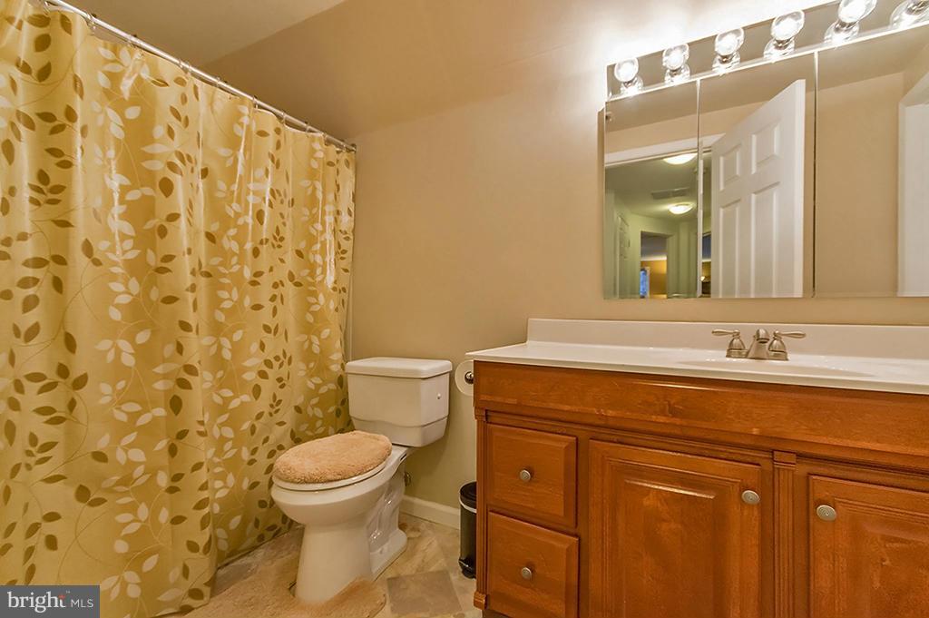 DOGWOOD MANOR - Residential