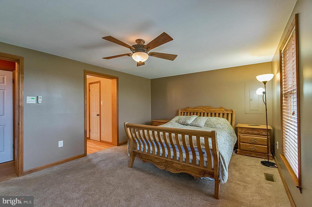 DOGWOOD MANOR - Residential