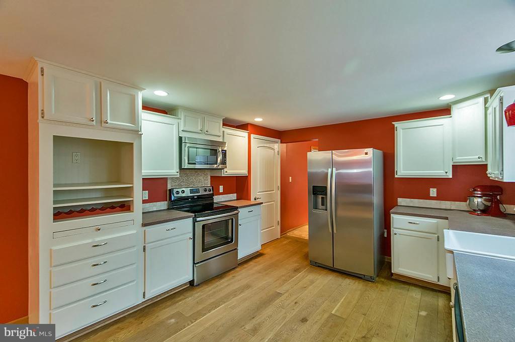 DOGWOOD MANOR - Residential