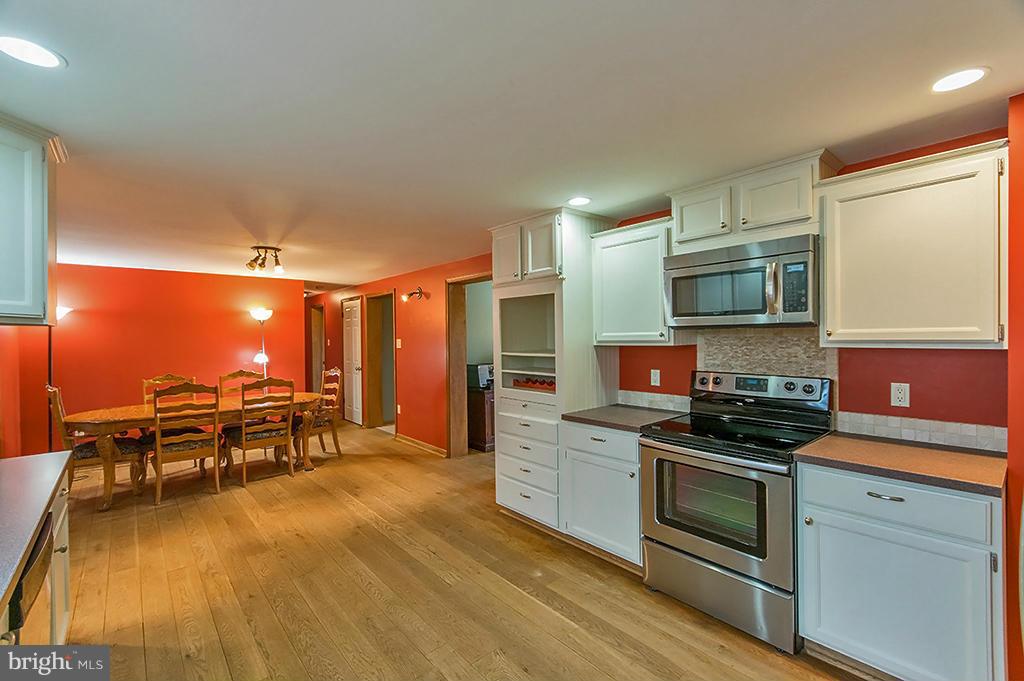 DOGWOOD MANOR - Residential