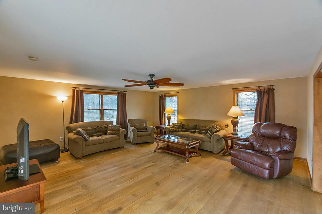 DOGWOOD MANOR - Residential