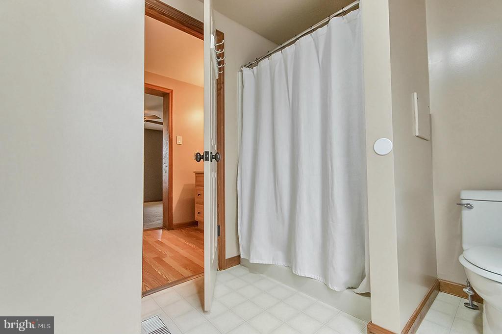 DOGWOOD MANOR - Residential