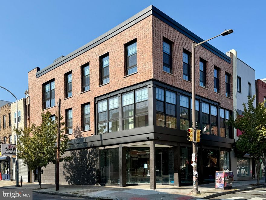 500 South Street features an incredible ground-floor retail space available for lease. Substantial renovation has occured, just come and finish the job. The world is yours! Note, this is a standard NNN lease. Additional charges = $2,200 above posted rent.