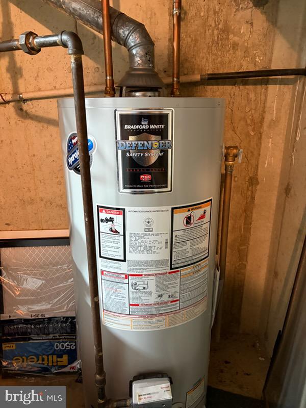 HILLTOP SUMMIT - Residential