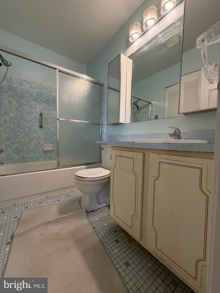 HILLTOP SUMMIT - Residential