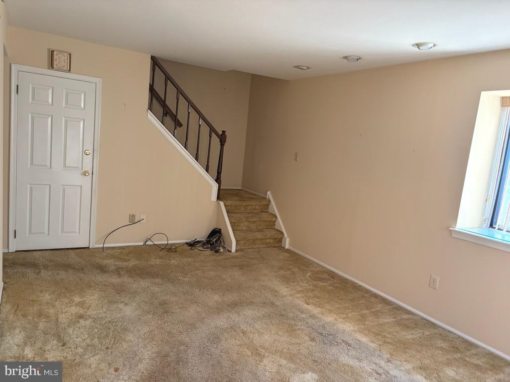 HILLTOP SUMMIT - Residential