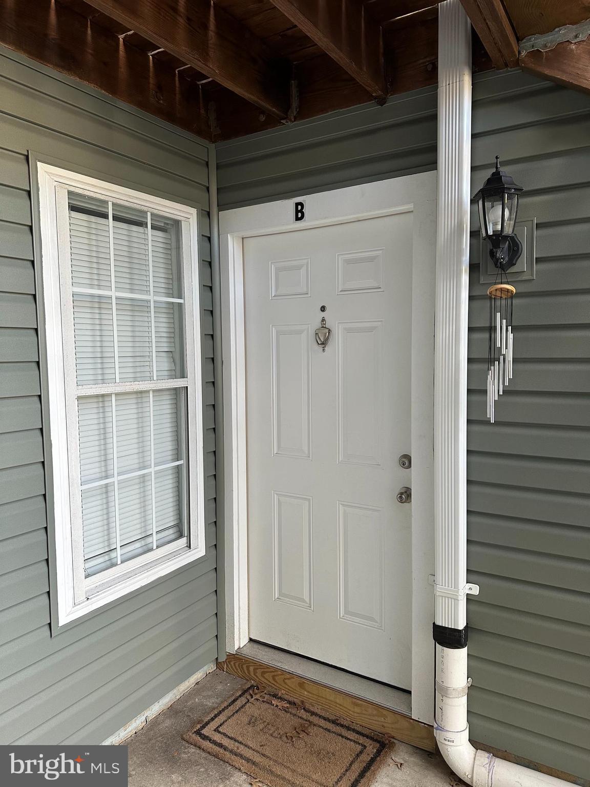 CLUSTERS AT WOODLAWN - Residential Lease