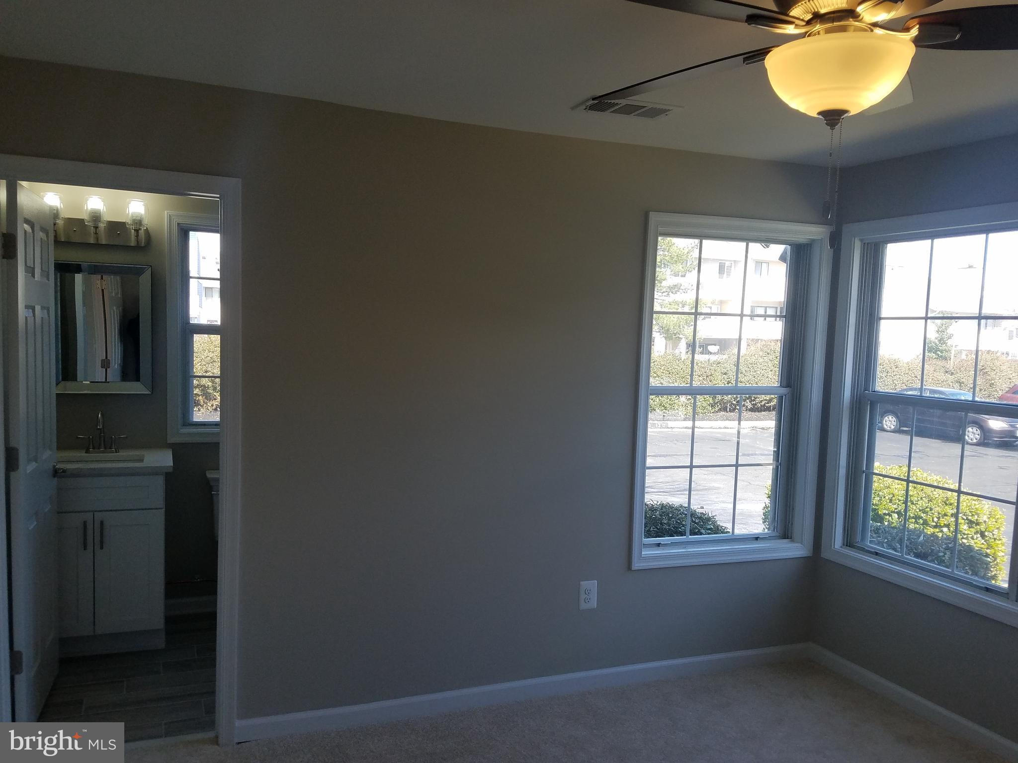 CLUSTERS AT WOODLAWN - Residential Lease