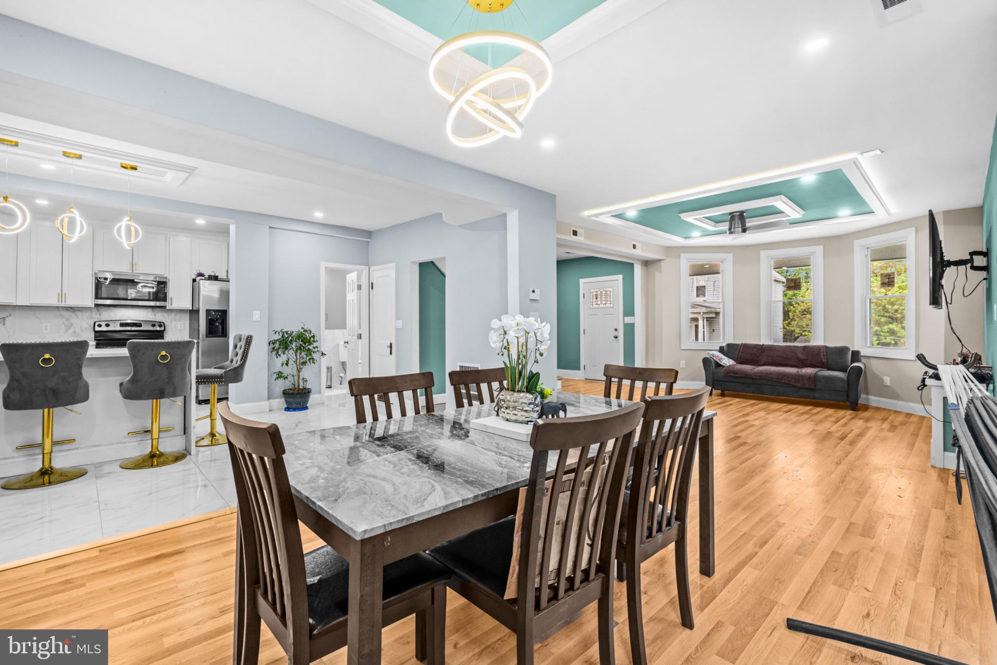 BLACK ADDITION - Residential