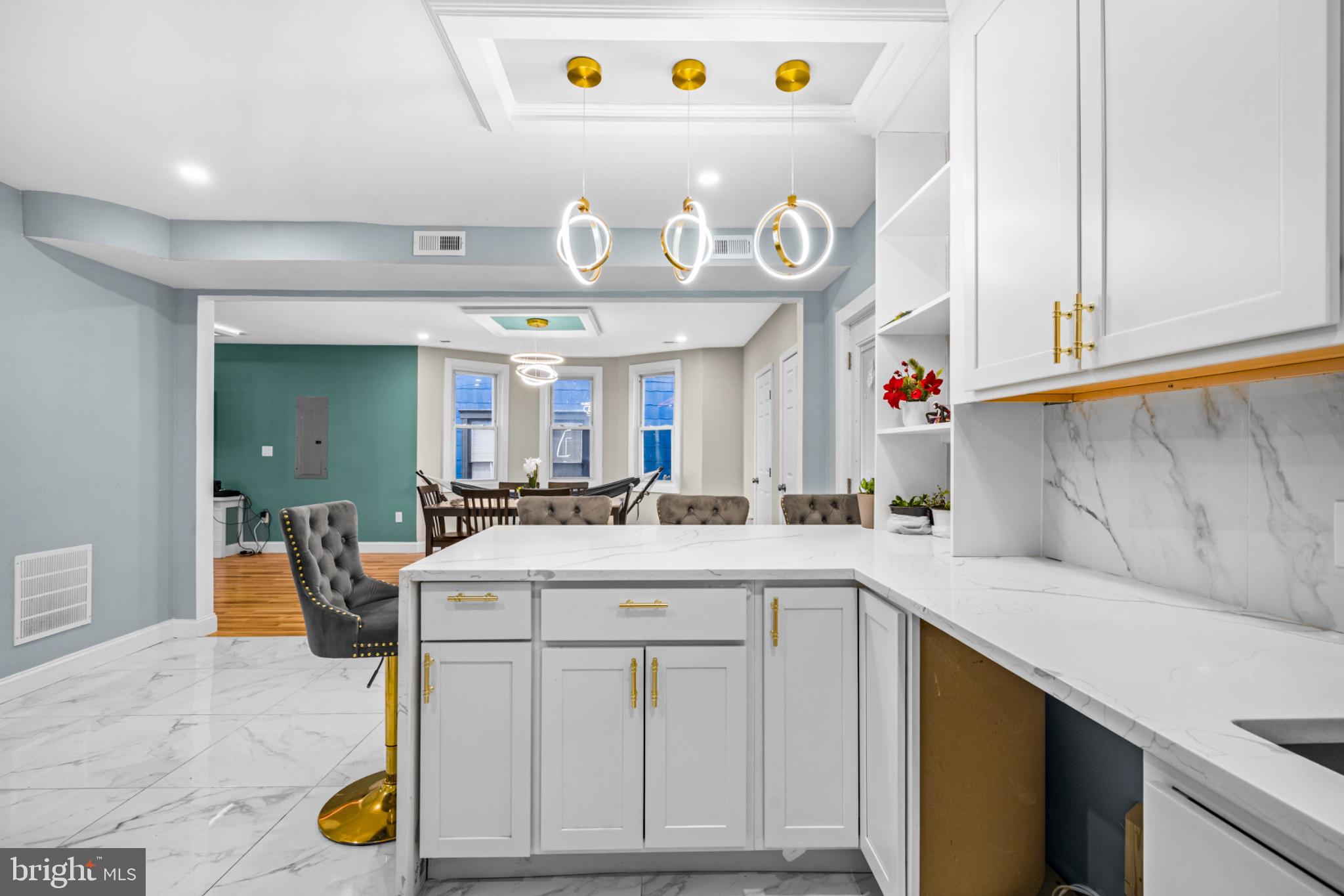 BLACK ADDITION - Residential