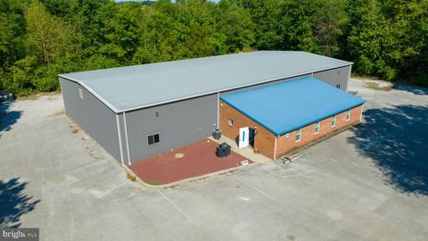 Photo of 322 Industrial Road, GLEN ROCK, PA 17327 (MLS # PAYK2103198)