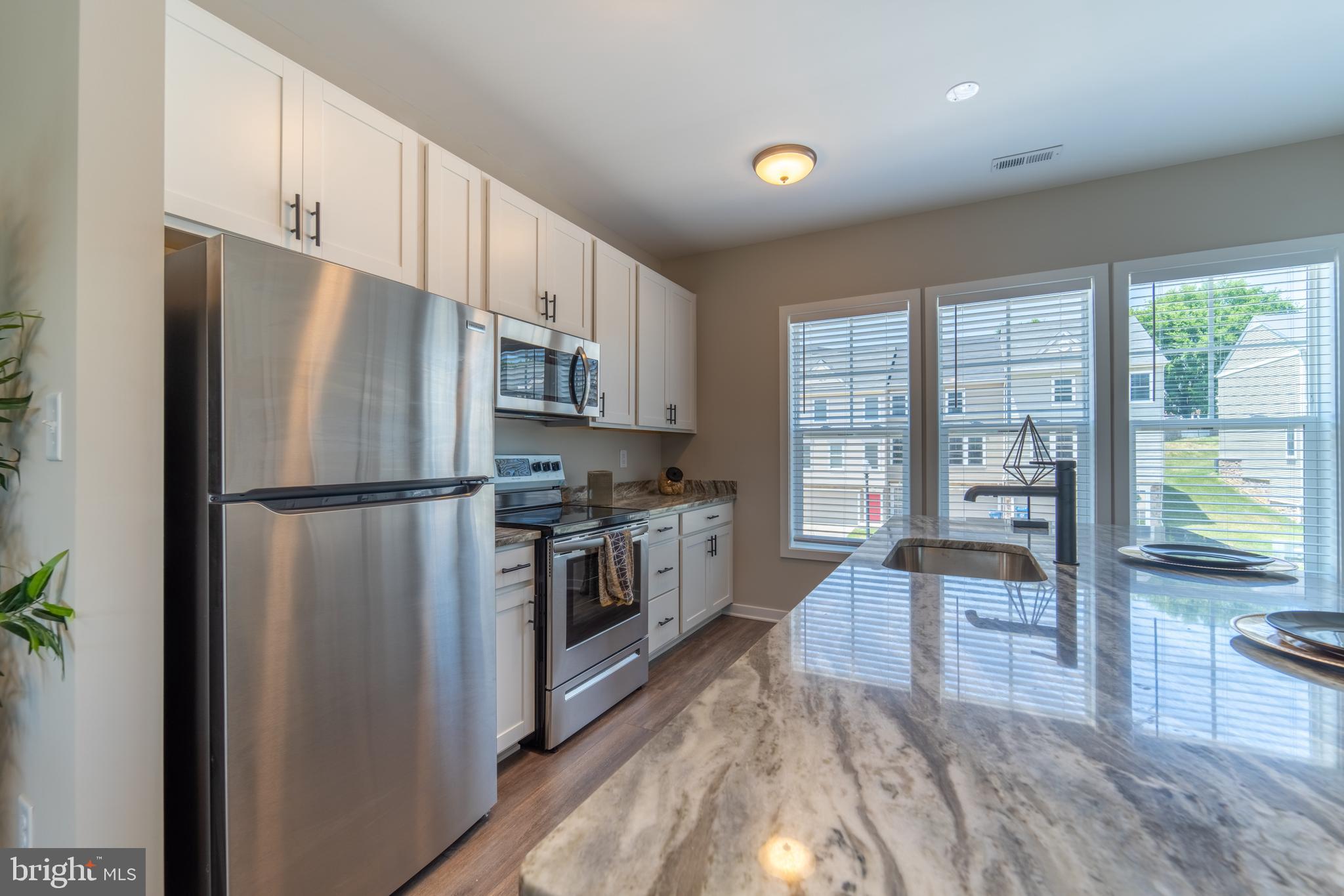 456 #B WOODCREST DRIVE SE