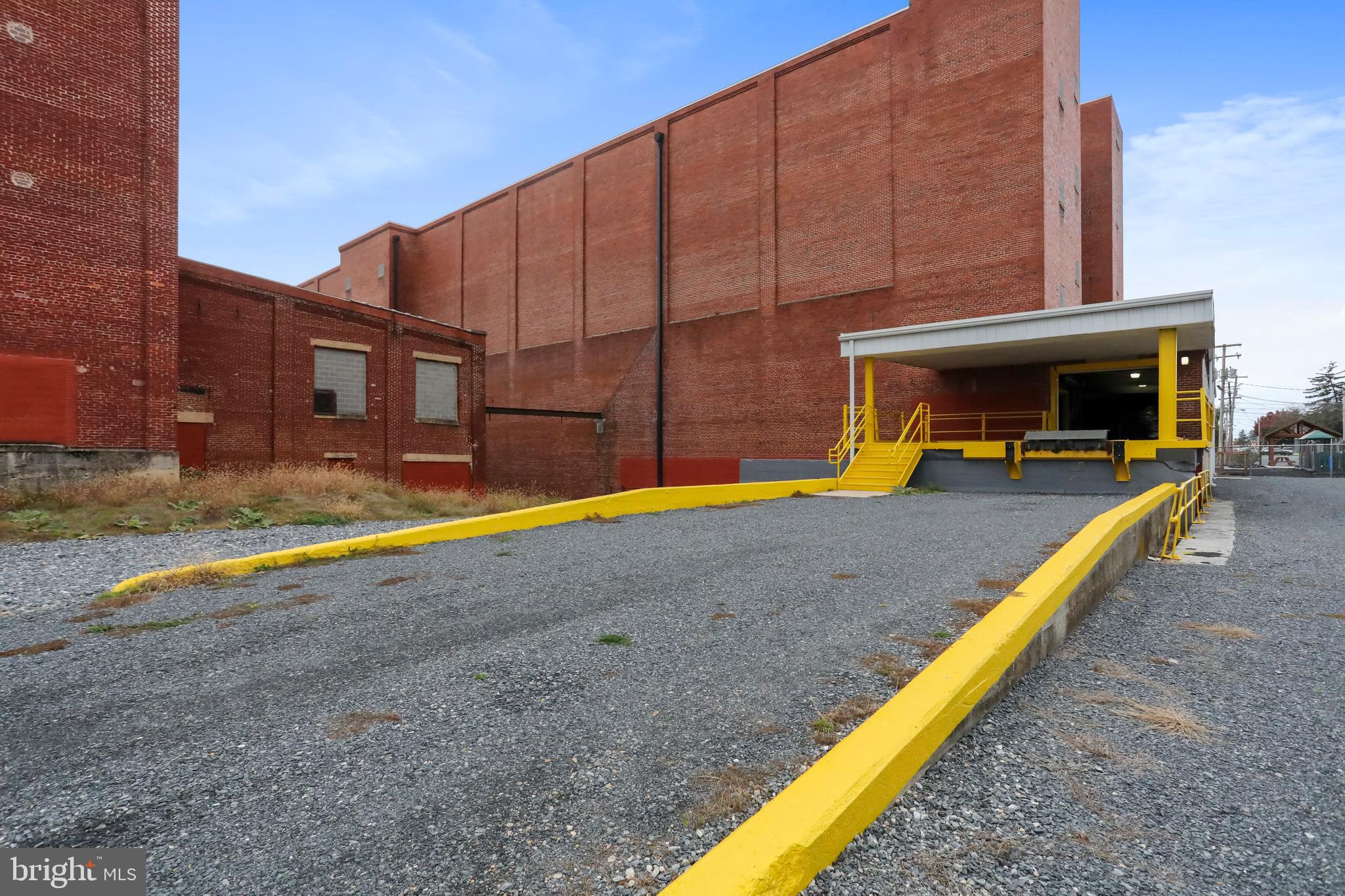 CHAMBERSBURG - Commercial Sale